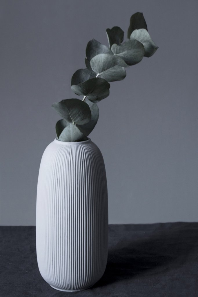 STOREFACTORY Vase ABY, Steingut, Hellgrau, B13 x H25 cm