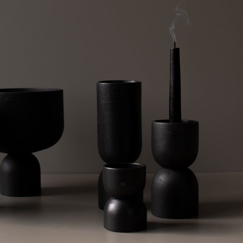 dbkd Vase Post, Keramik, Schwarz,  Ø8 x H23 cm